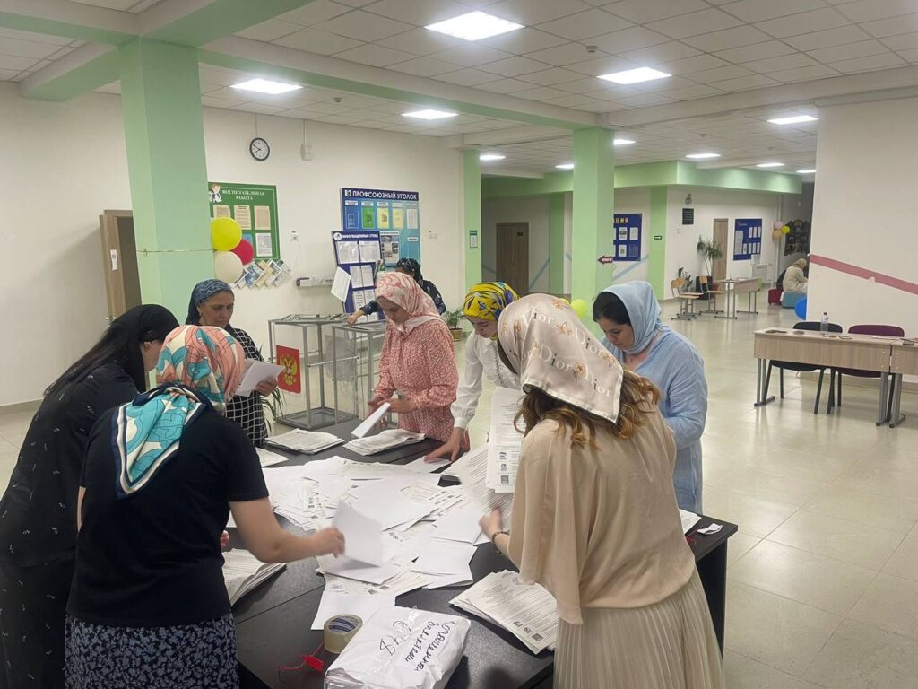 В 20:00 в Ачхой-Мартане закрылись избирательные участки